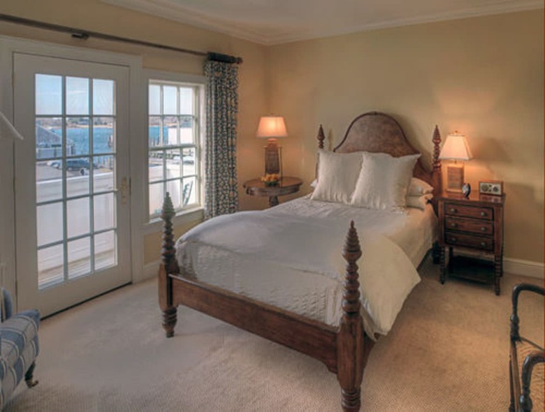 The Inn At Stonington