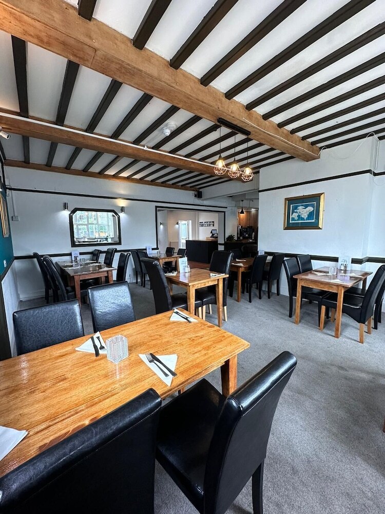 The Pheasant Bar & Restaurant Hotel