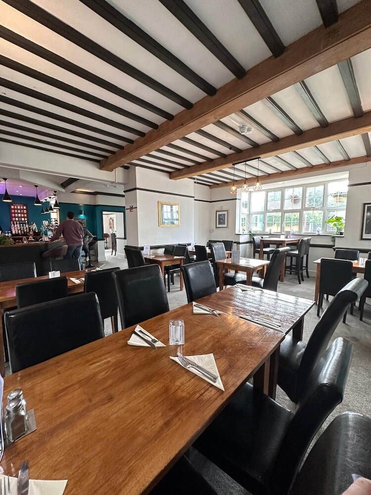 The Pheasant Bar & Restaurant Hotel