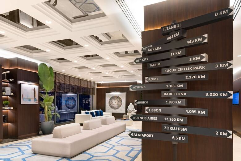 TRYP By Wyndham Istanbul Sisli Hotel