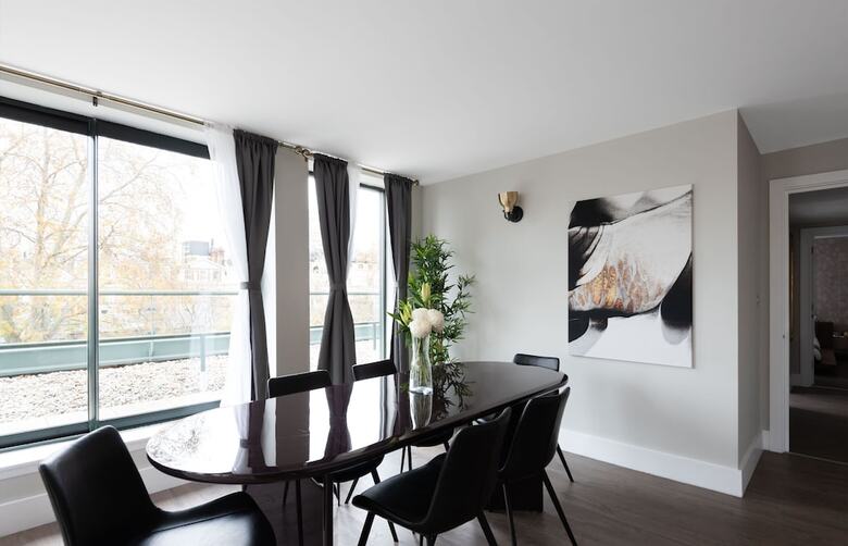 Hotel The Residen
