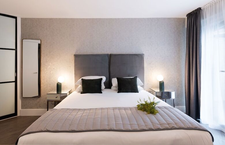 Hotel The Residen