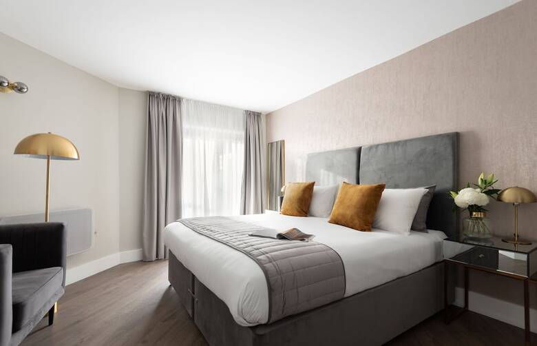 Hotel The Residen