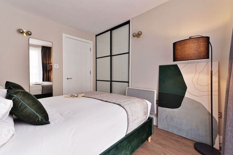 Hotel The Residen