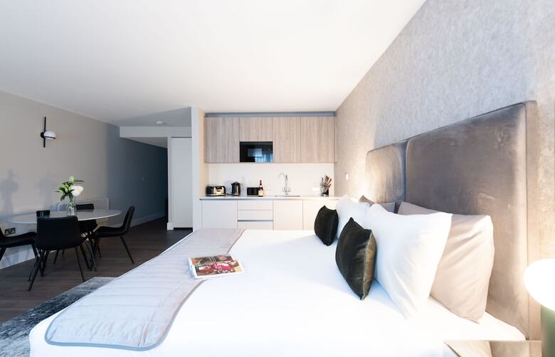 Hotel The Residen