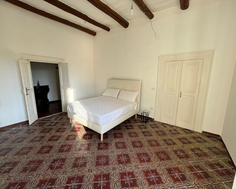 Carafa's Central Apartments