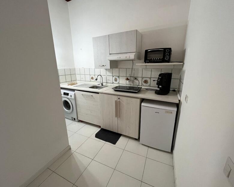 Carafa's Central Apartments