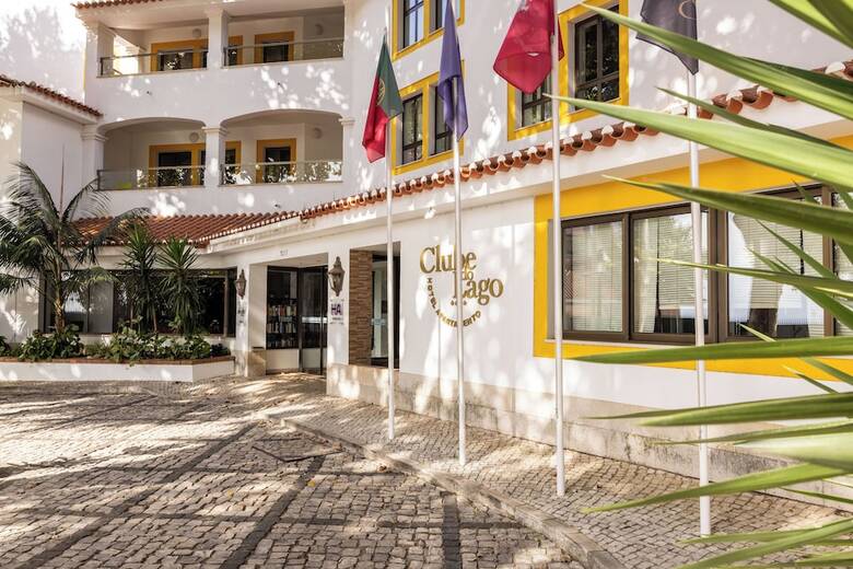 Aparthotel Clube Do Lago Hotel