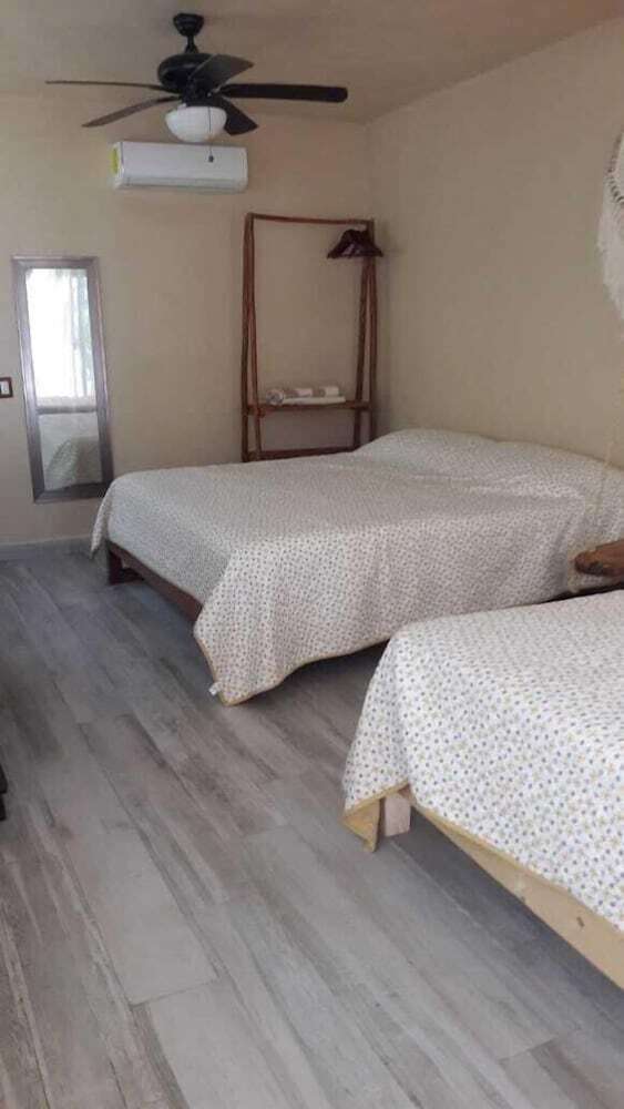 Hotel Iguana Rana Cabins Bacalar