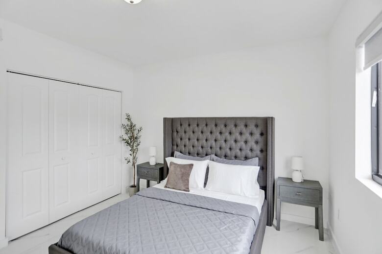 Renzzi Wynwood Apartments