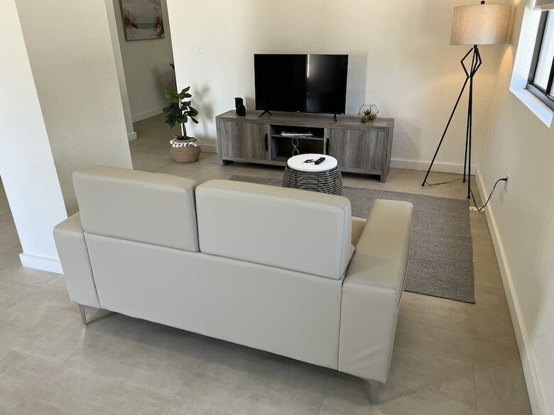 Renzzi Wynwood Apartments