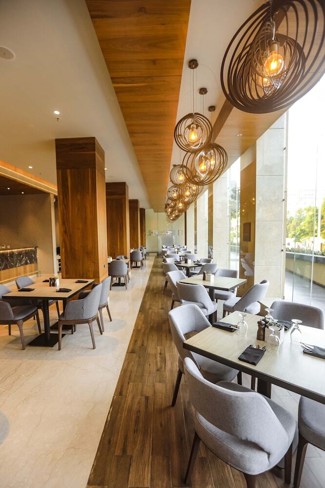 Hotel Four Points By Sheraton Kigali