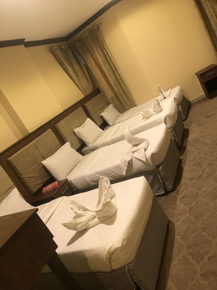 Nouran Hotel