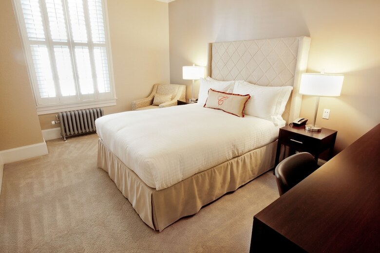 The Cardinal Hotel