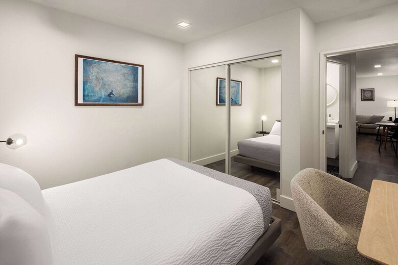 Hotel Reside Seattle Downtown, A Wyndham Residence