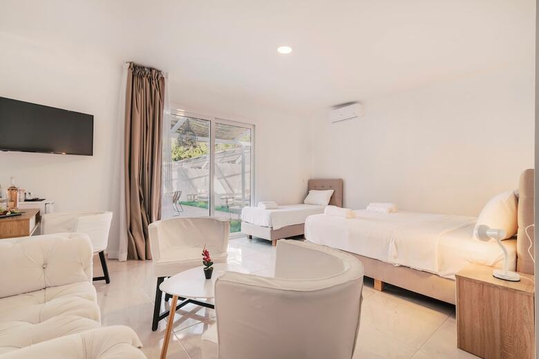 Hotel Bamboo Suites Adults Only