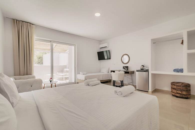 Hotel Bamboo Suites Adults Only