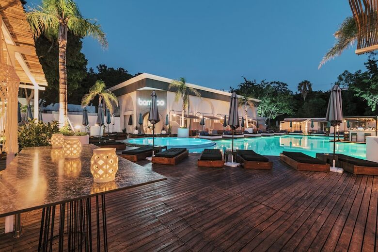 Hotel Bamboo Suites Adults Only