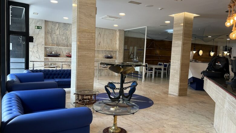 Hotel Arha Santo�a