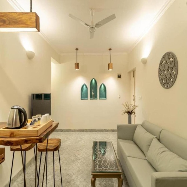 Hotel Lillywoods Suites And Villas