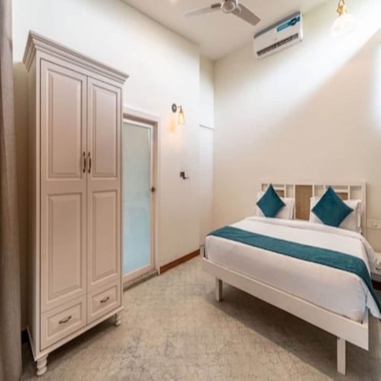 Hotel Lillywoods Suites And Villas