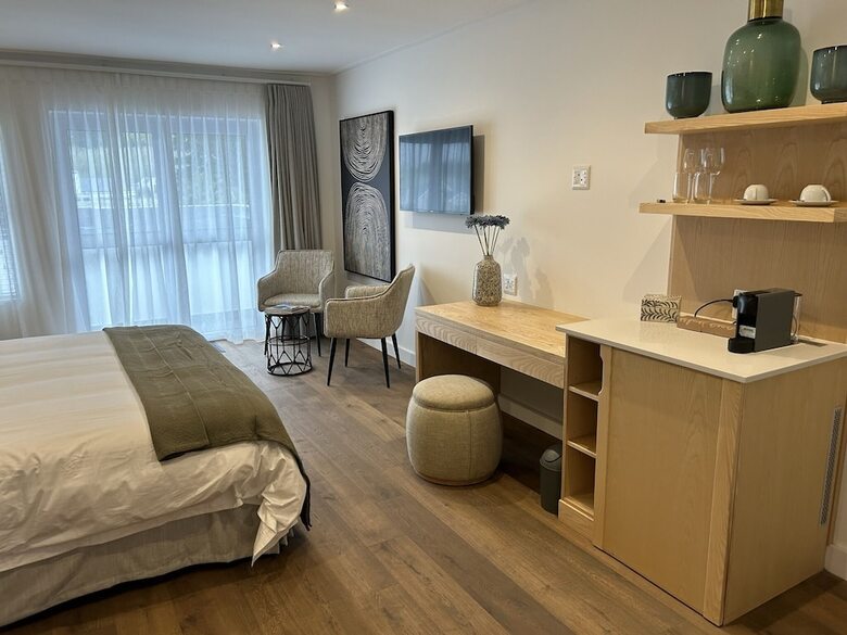 Bed & Breakfast Mirabelle Guesthouse