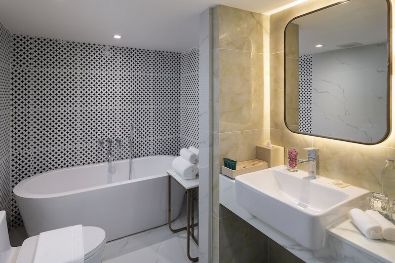 Aira Hotel Bangkok