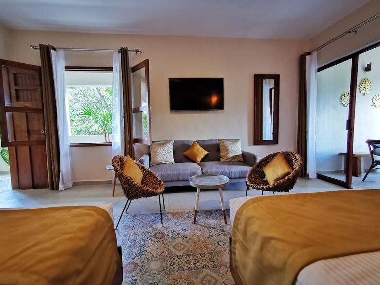 Le Muuch Hotel