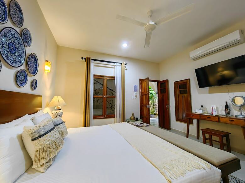 Le Muuch Hotel