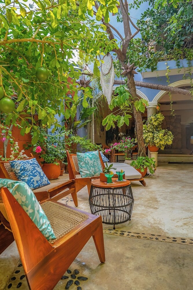Le Muuch Hotel