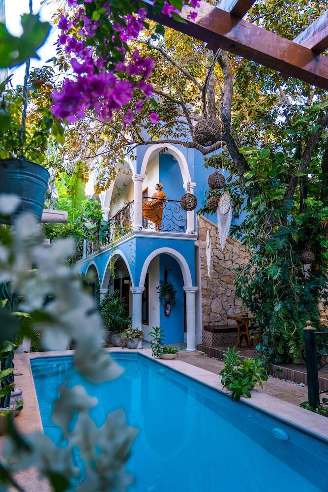 Le Muuch Hotel