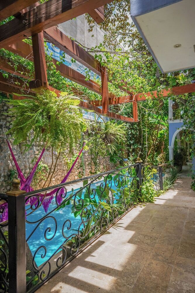 Le Muuch Hotel
