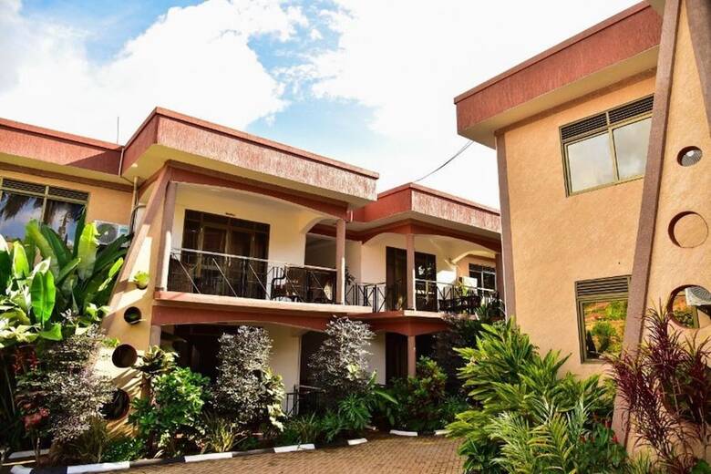 Aparthotel Four Vins Hotel & Apartments