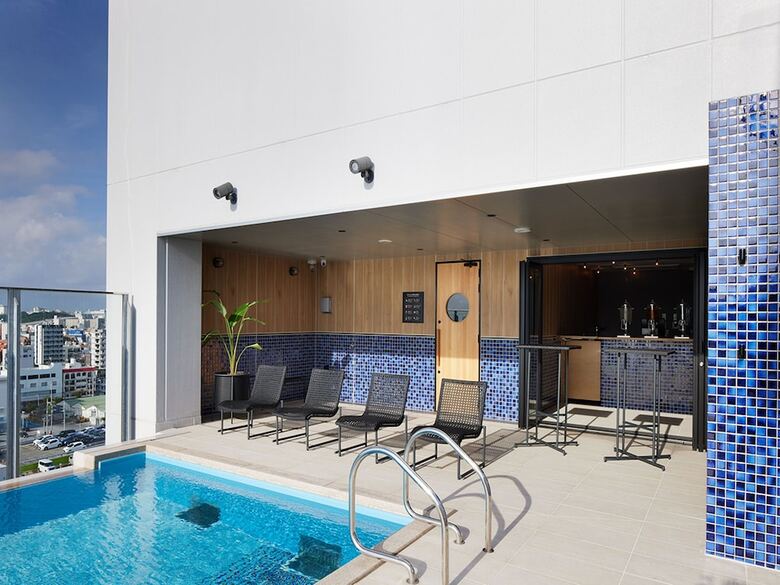 Hotel Androoms Naha Port