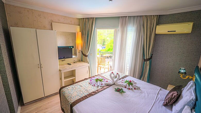 Rios Beach Hotel