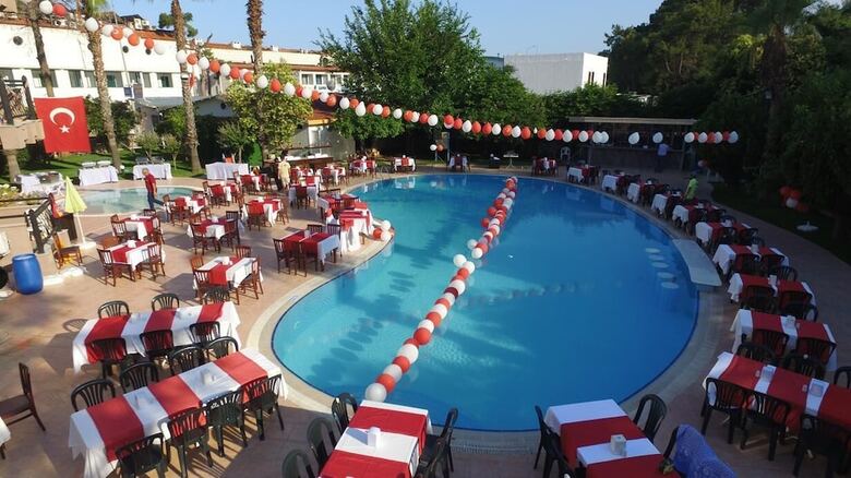 Rios Beach Hotel