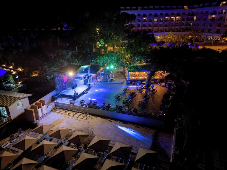 Rios Beach Hotel