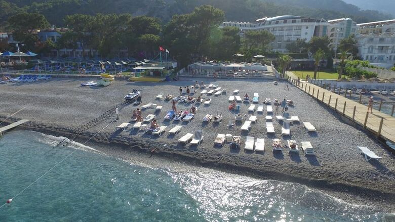 Rios Beach Hotel