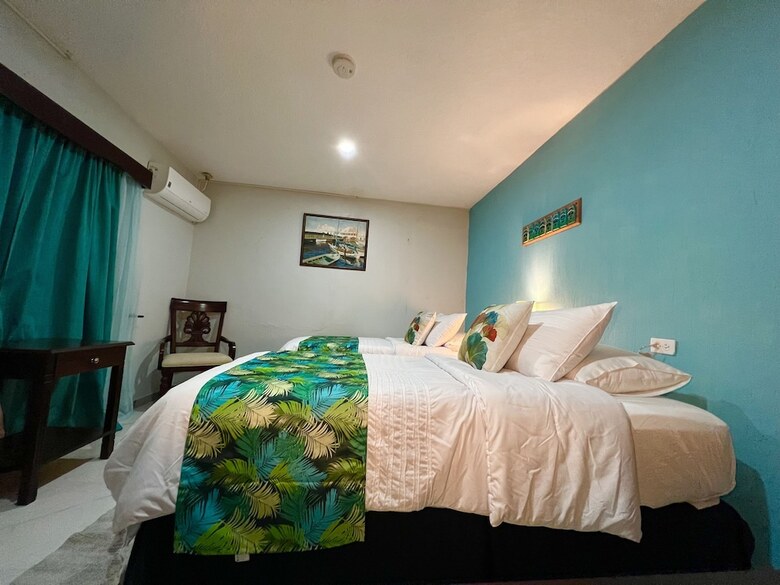 One South Place Hotel