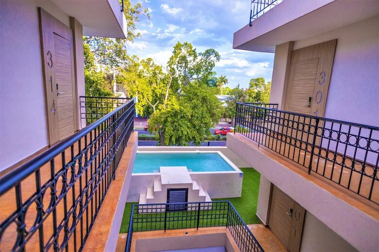 Hotel Plaza By Kavia