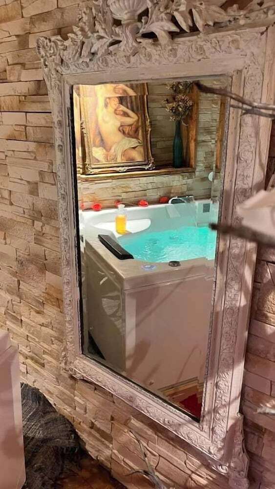 La Suite Inoubliable Avec Jacuzzi