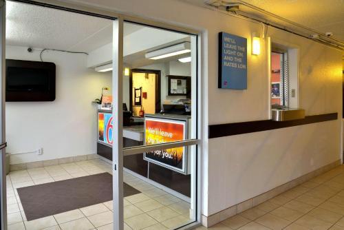 Motel 6 Toledo