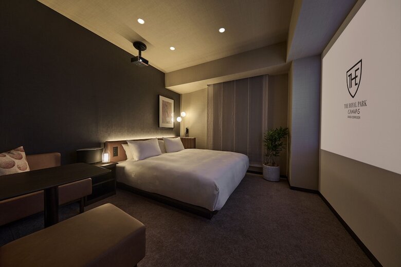 Hotel The Royal Park Canvas Ginza Corridor