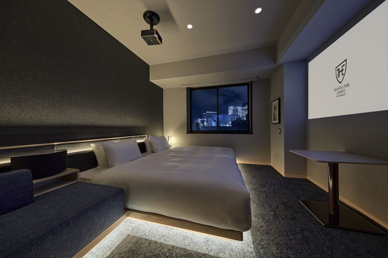 Hotel The Royal Park Canvas Ginza Corridor