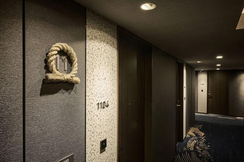 Hotel The Royal Park Canvas Ginza Corridor