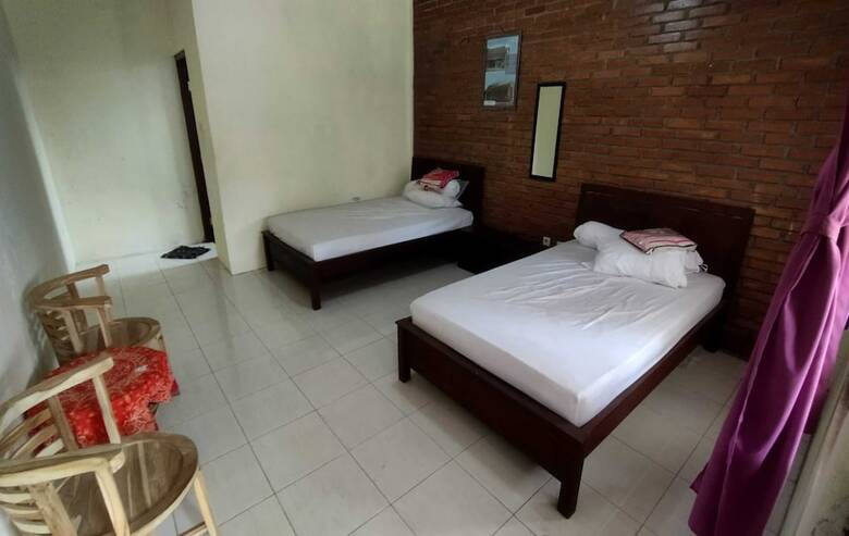 Home Stay Muhrodin