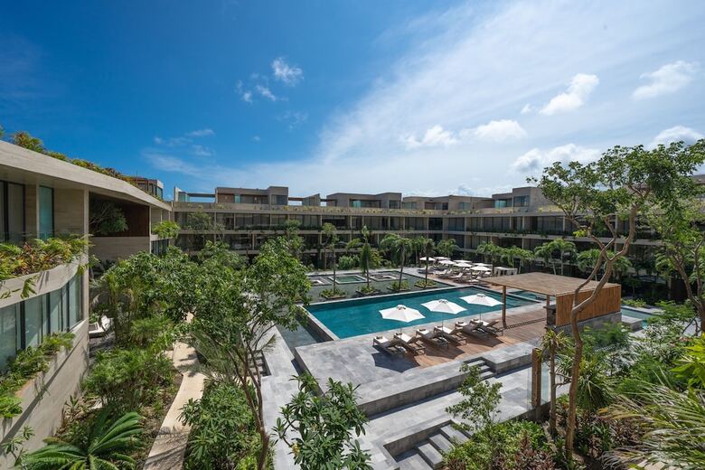 Mistiq Tulum