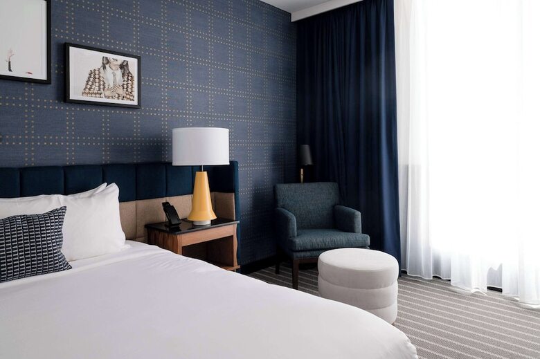 Cambria Hotel Boston Somerville