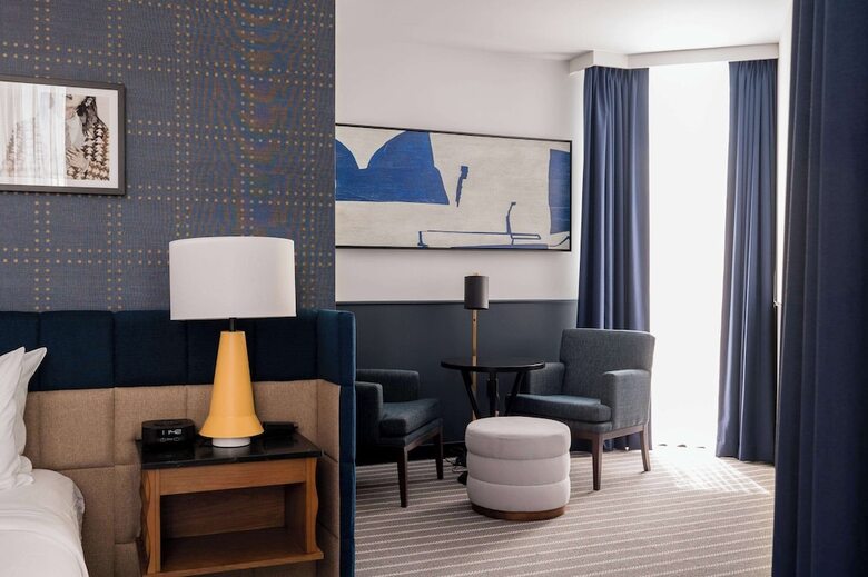 Cambria Hotel Boston Somerville