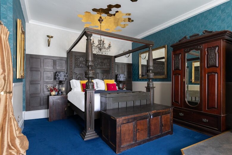 Aparthotel Staycations Maldon Suites